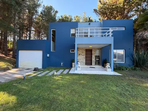 VENTA CASA COSTA ESMERALDA CON GAS NATURAL