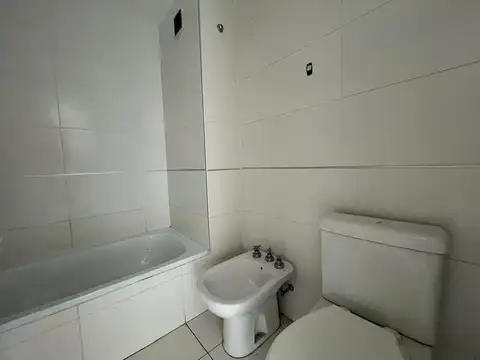 DEPARTAMENTO UN DORMITORIO CON COCHERA EN ALQUILER
