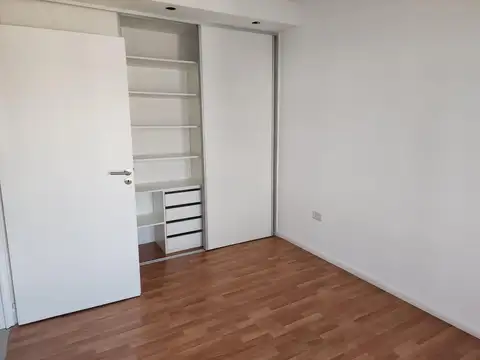 Depto Tipo Casa 4 ambientes con 2 baños