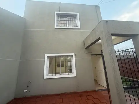 Casa en Alquiler de 2 dormitorios