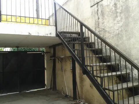 Depto Tipo Casa en Alquiler en Quilmes, $ 500.000