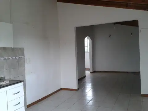 Depto Tipo Casa en Alquiler de 3 ambientes