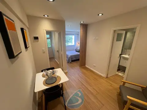 1 ambiente desplazado a la calle