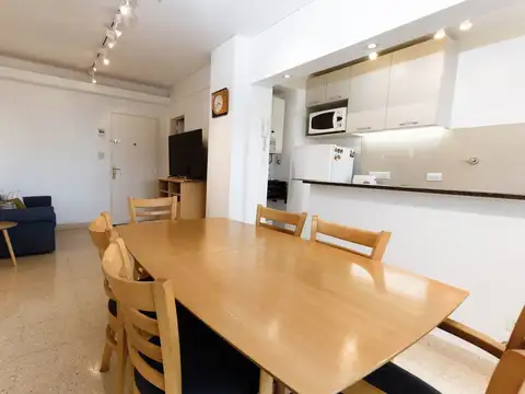 Departamento en Alquiler con 1 cocheras