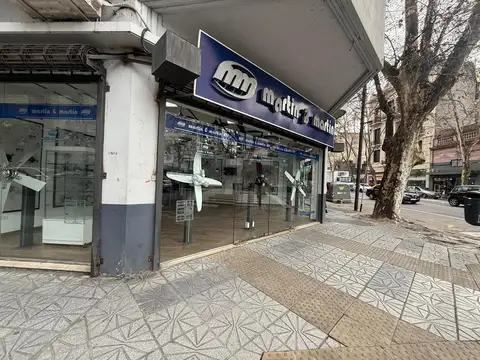 Avenida Belgrano al 2000