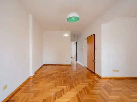 Departamento en Venta en Flores, USD 74.900