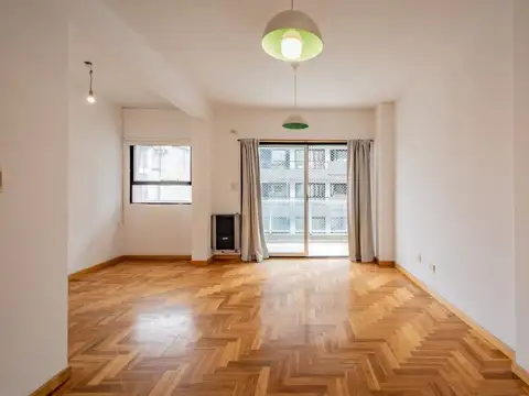 EXCELENTE MONOAMBIENTE Y MEDIO CON BALCÓN