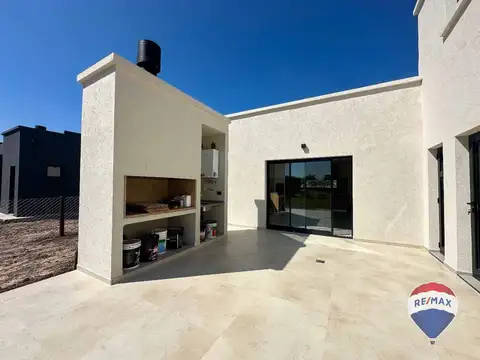 Casa en Venta en Canning, USD 175.000