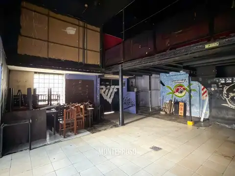 Local en Venta 50 años