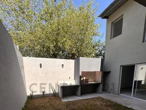 Casa en Venta en City Bell, USD 130.000