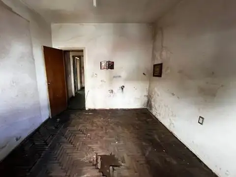 Depto Tipo Casa 4 ambientes con 2 baños