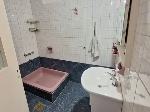 Venta de propiedad 3 de febrero a mts. de Belgrano