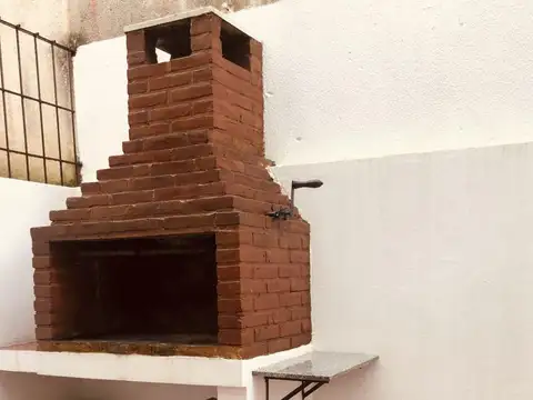 Depto Tipo Casa en Venta con 1 cocheras