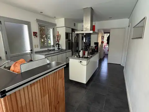 Casa en Venta en Los Sauces, USD 320.000