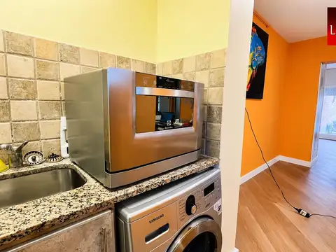 Venta Casa 4 Amb 3 dormitorios,Martinez c/ Piscina climatiza