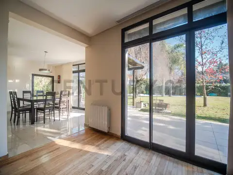 Casa en Venta en Fincas de Iraola I, USD 365.000