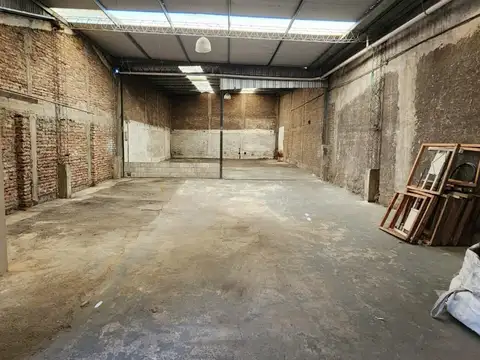 Galpon en Alquiler en San Justo, $ 1.400.000