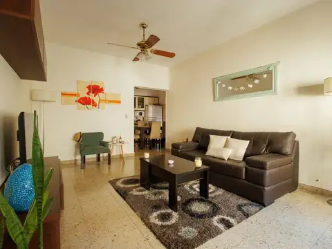 Depto Tipo Casa en Venta de 4 ambientes