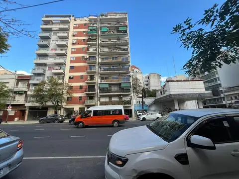 departamento 2 ambientes con balcon frances