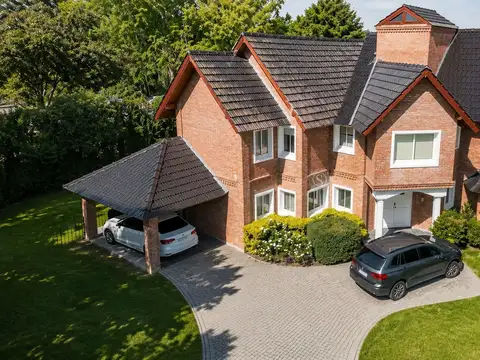 Casa en Venta de 5 dormitorios