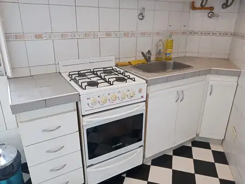 Depto Tipo Casa en Alquiler de 1 dormitorio