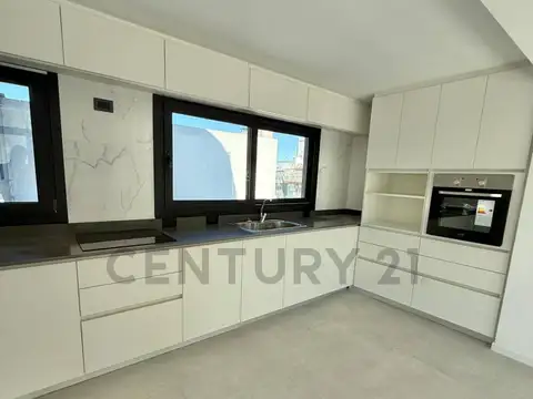 Departamento 4 ambientes con 3 baños