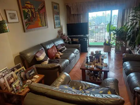 VENTA PISO VILLA CRESPO 4 AMBTES  2 BAÑOS DEPEDENC