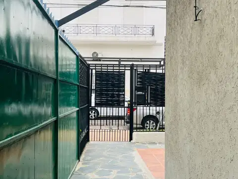 viamonte 400, Piso 0