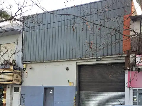 Deposito De 500 Metros, 8,66 X 58, Techos Altos, 1 Cuadra De Av. Beiro, Frente Al Carrefour