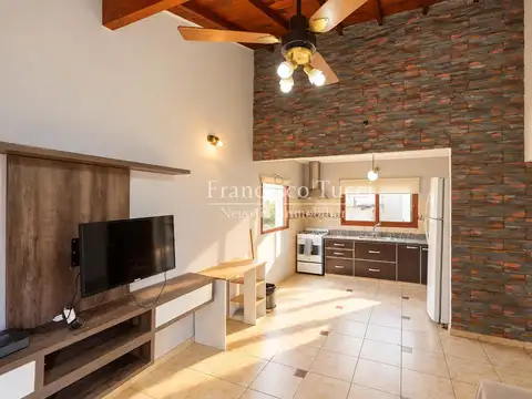 Casa 7 ambientes multifamiliar en venta Caseros