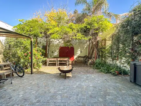 Depto Tipo Casa en Venta con 2 cocheras