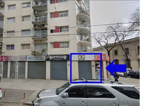 Local Comercial sobre Av. Balbin - Saavedra - 