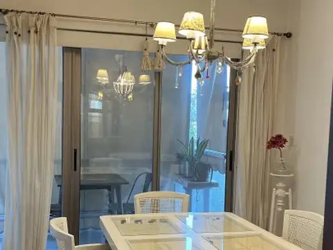 Departamento 6 ambientes con 3 baños