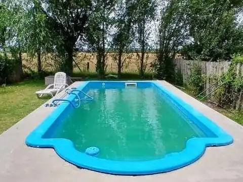 Casa 4 ambientes con 2 baños