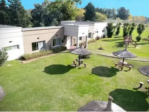 Almirante Brown al 700
