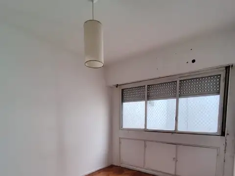 EN BOULEVARD CHARCAS A MTS CRNEL DIAZ 2 CDRAS AV STA FE SUBTE D - SHOPPING ALTO PALERMO - LUMINOSO