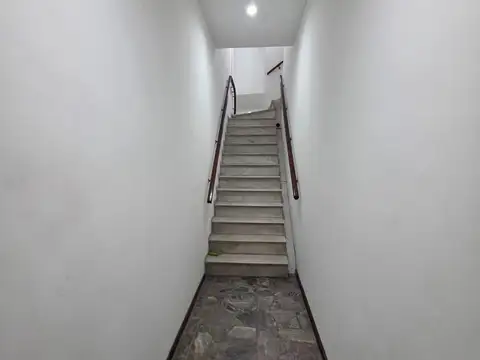 Oficina en Alquiler en Villa Ballester, $ 1.100.000