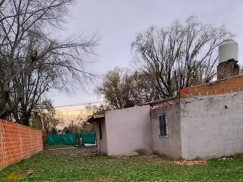 CASA EN VENTA - MARCOS PAZ