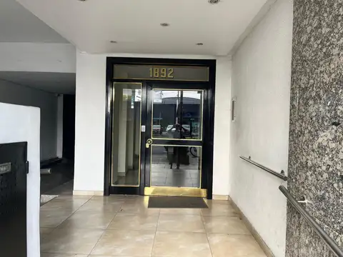 Av. del Libertador  al 1800