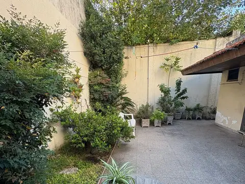 Terreno en Venta 20  mts Fondo