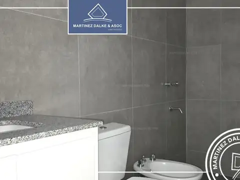 Casa 3 ambientes con 2 baños