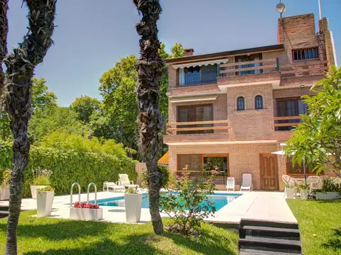 ¡ Impecable ! Casa en San Isidro