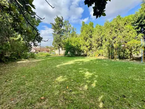 Terreno en Venta en Castelar Sur, USD 185.000