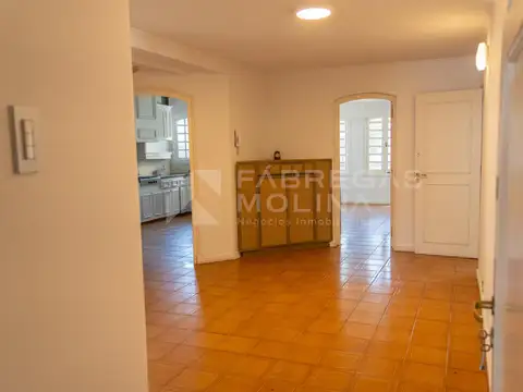 ¡Venta! Imponente casa de CATEGORÍA en el corazón del Cerro de las Rosas ¡Apta Crédito!