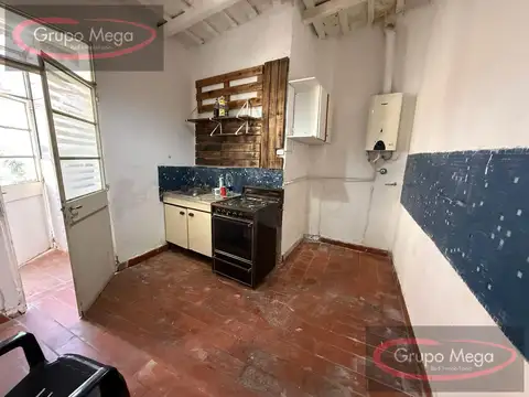PH de 2 Ambientes con patio En Alquiler