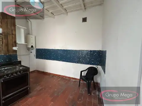 Depto Tipo Casa en Alquiler 50 años
