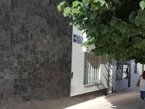 Cosquín 289 e/ El Cardenal y Ventura Bosch