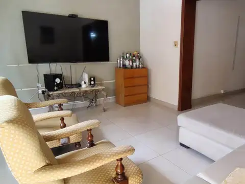 Depto Tipo Casa en Venta en Parque Chas, USD 245.000