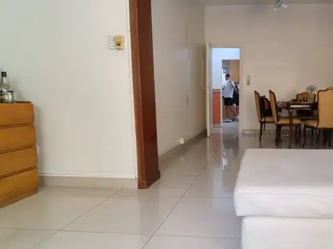 Depto Tipo Casa 4 ambientes con 3 baños