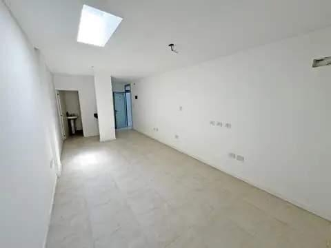 Oficina en Alquiler en San Lorenzo, $ 300.000